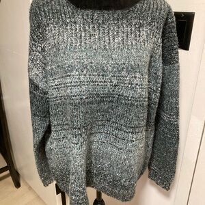 Orvis Black and Teal Marled Crew Neck Sweater